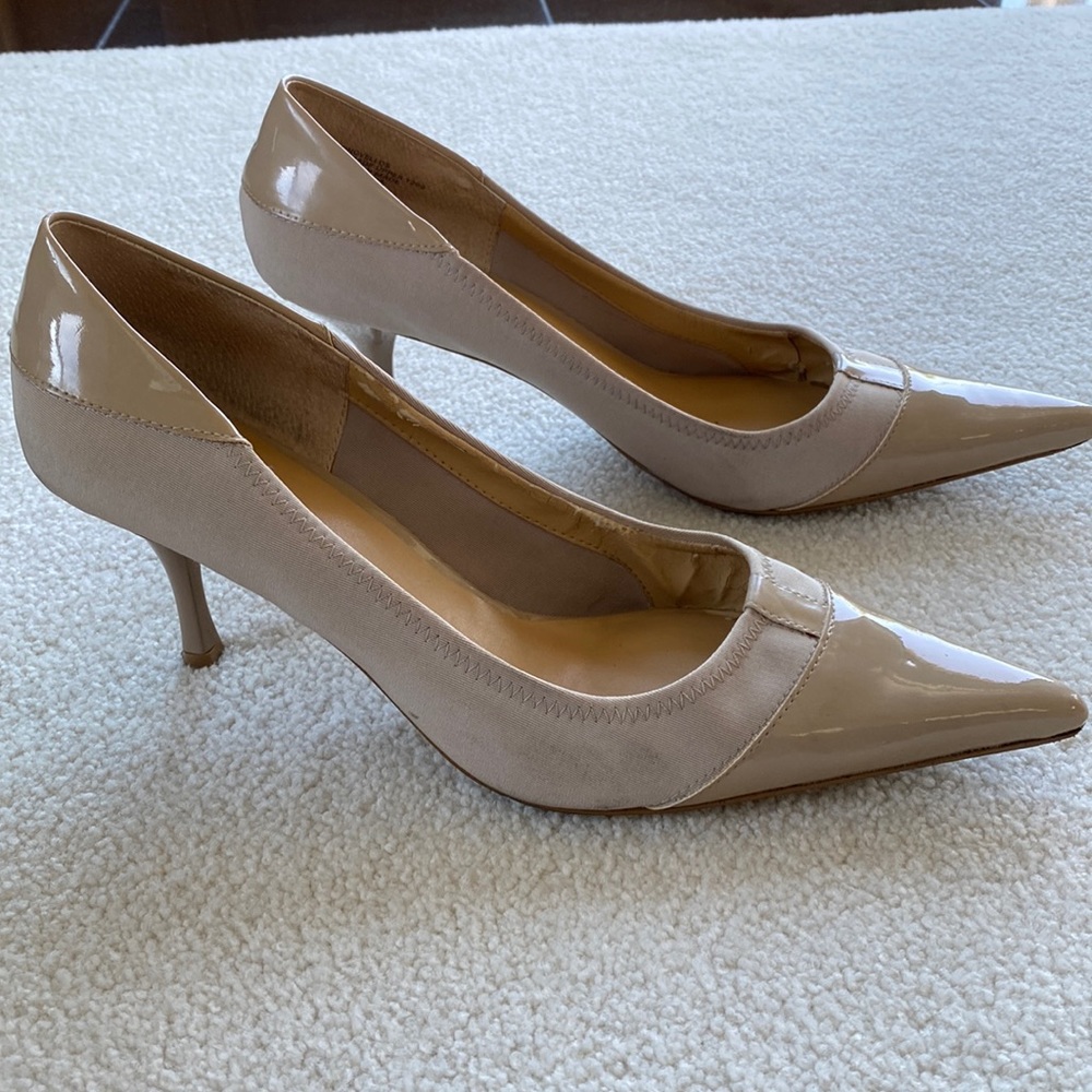 Nude Pump